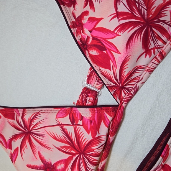 Summer Girl Bikini Bathing Suit Size Medium Top, Large Bottom - Picture 2 of 10